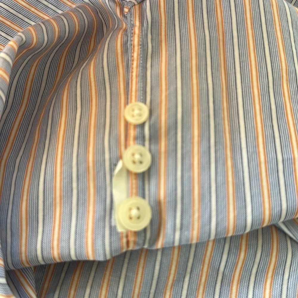 J. Crew Tailored Fit Men’s small 14-14.5 button down striped blue orange shirt